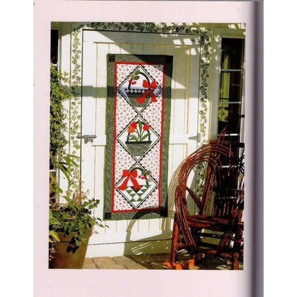 Potting Shed Patchwork:14 Quilted Projects Fresh from the Garden Quilt Book 2002 - Picture 12 of 12